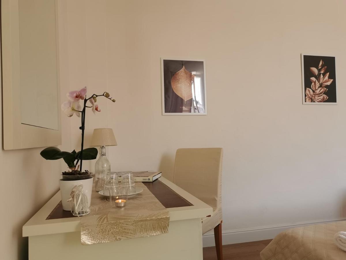 Ariediparma - Rooms&Apartments المظهر الخارجي الصورة